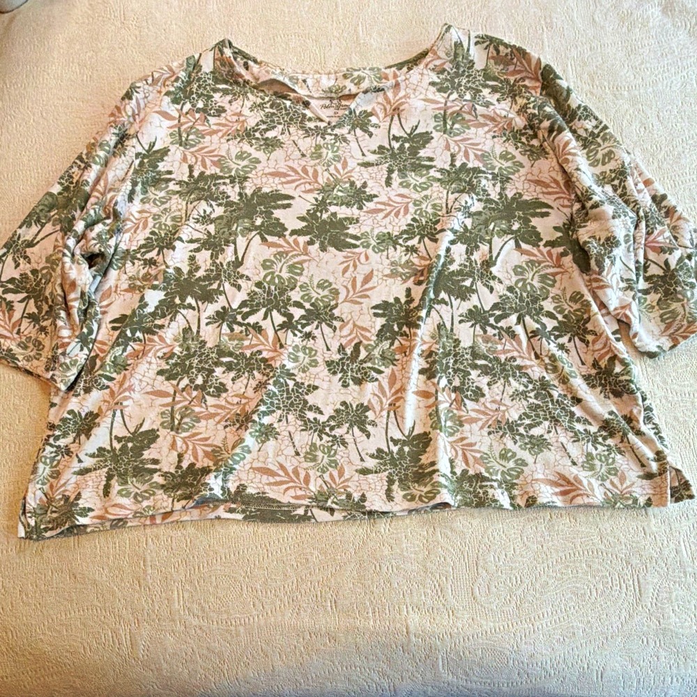 Palm Grove Woman Plus 3X Beige Green Pink Floral Knit Round Neck 3/4 Sleeve Top